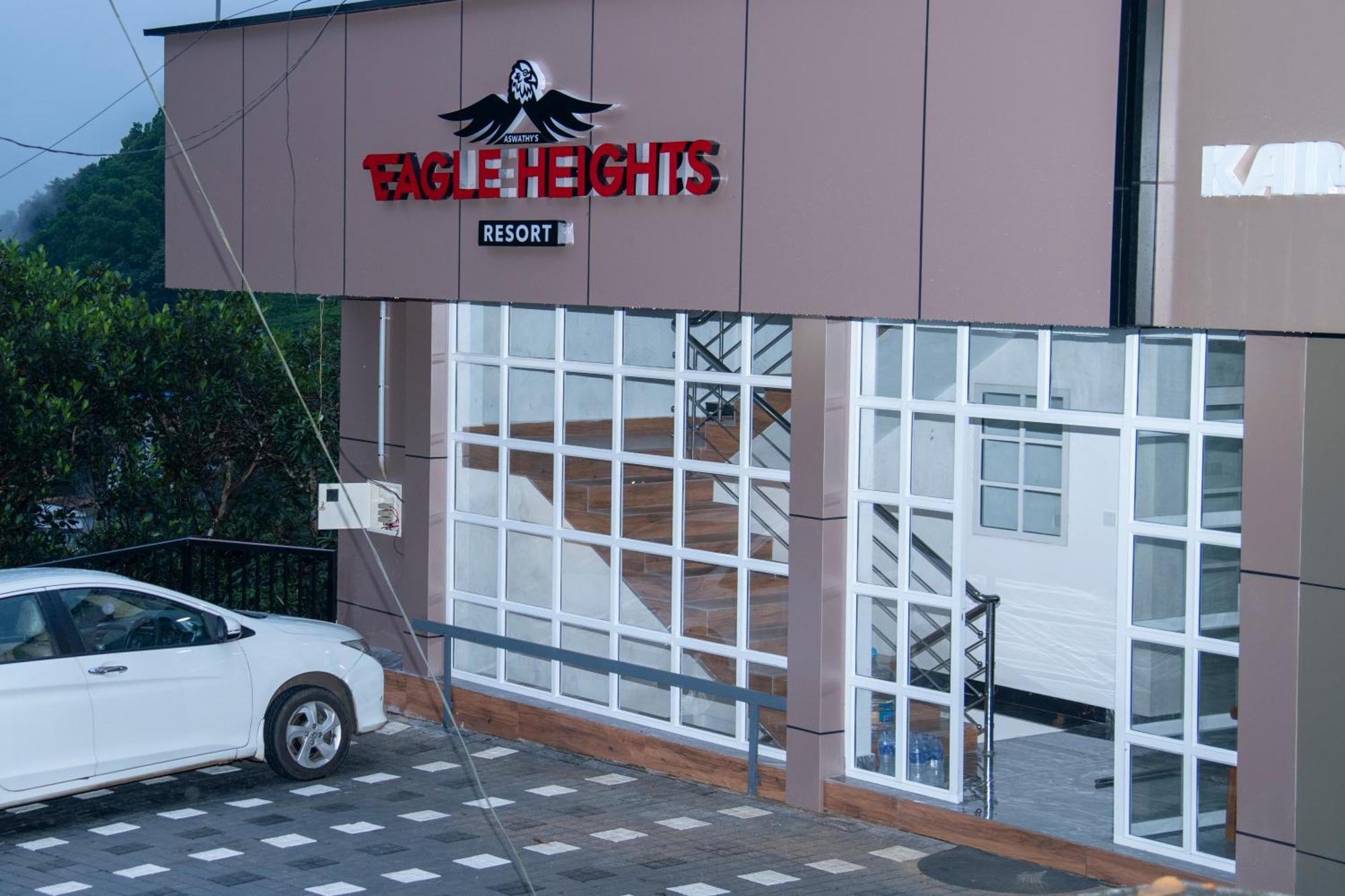 Eagle Heights Resort Pīrmed Екстериор снимка